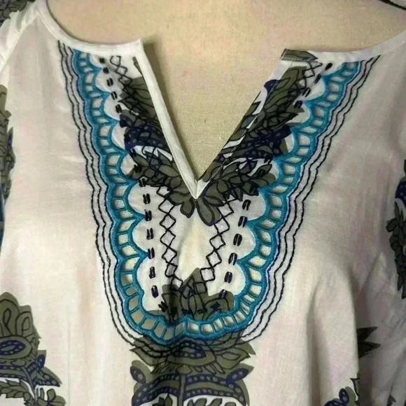 Talbots Women’s 1X Blouse Blue Imari Floral Medallion 3/4 Sleeve Crochet Accents - Picture 3 of 13